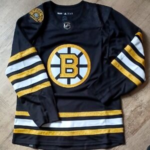 NWT Boston Bruins NHL x ADIDAS Centennial Jersey